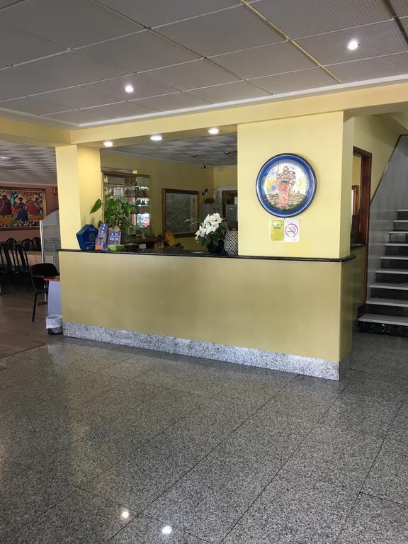 Hotel Garcas Lavacolla Buitenkant foto