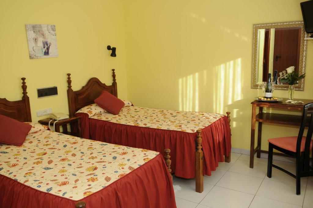 Hotel Garcas Lavacolla Buitenkant foto