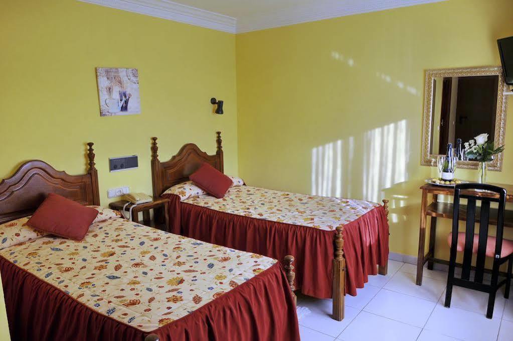 Hotel Garcas Lavacolla Buitenkant foto